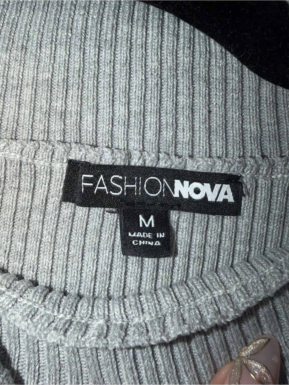 Fashion Nova Ribbed Sleeveless Gris Gray Bodysuit - Size Medium - Picture 4 of 6